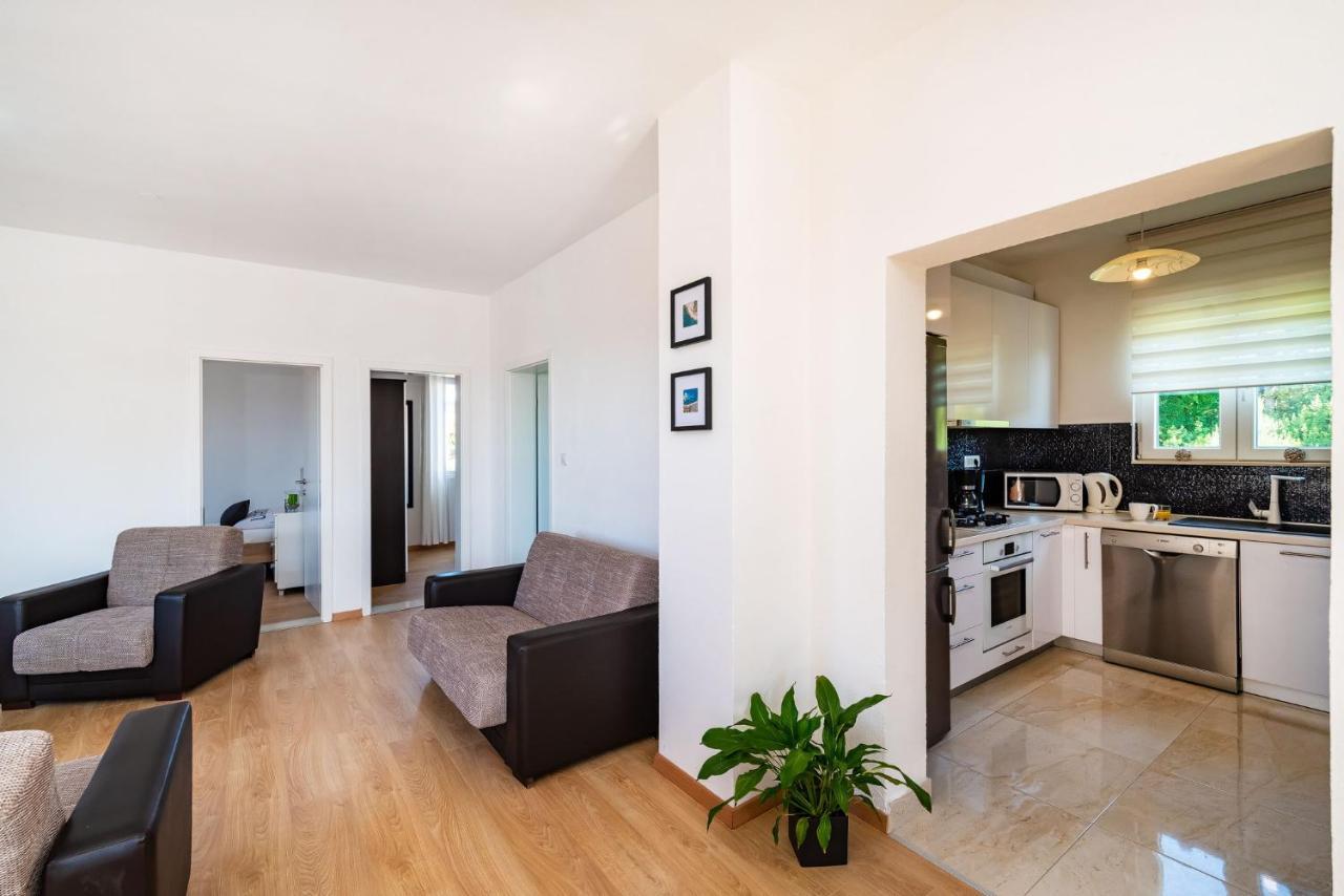 Apartment Maia Lena For Family جاسينايس المظهر الخارجي الصورة