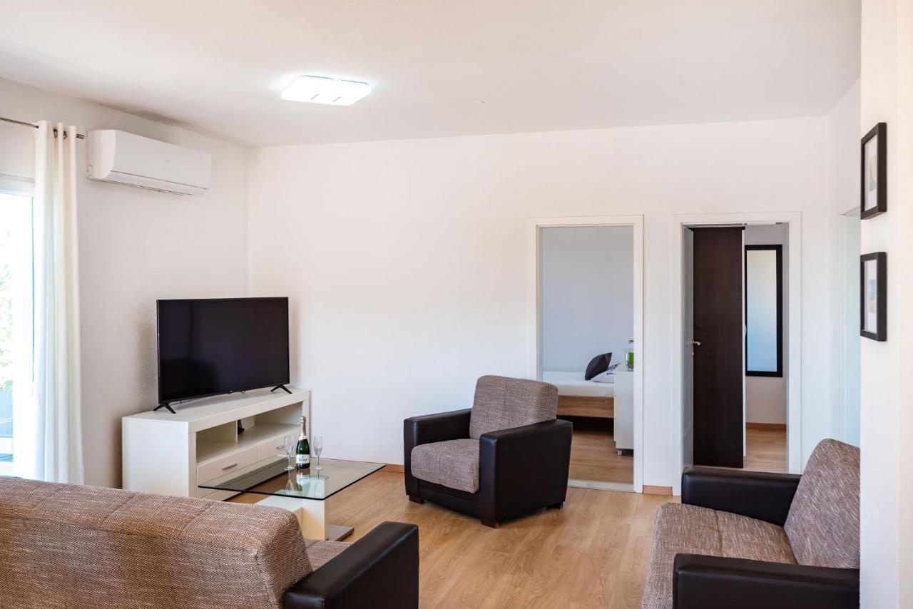 Apartment Maia Lena For Family جاسينايس المظهر الخارجي الصورة
